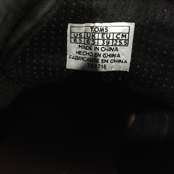 Toms Lunata Lace Up Black Metallic Ankle Bootie Boots Shoes Size 8.5 - Picture 8 of 12